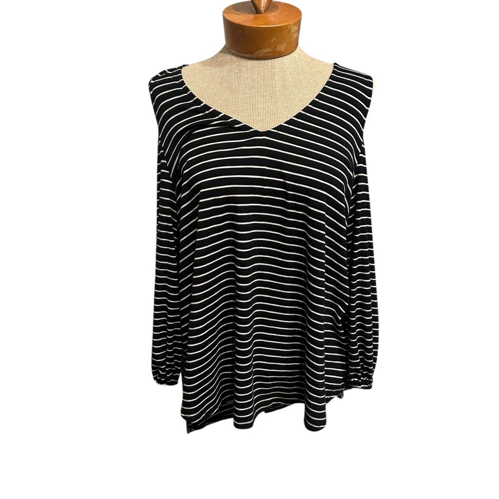 Jones New York Black and White Striped Long Sleeve Top